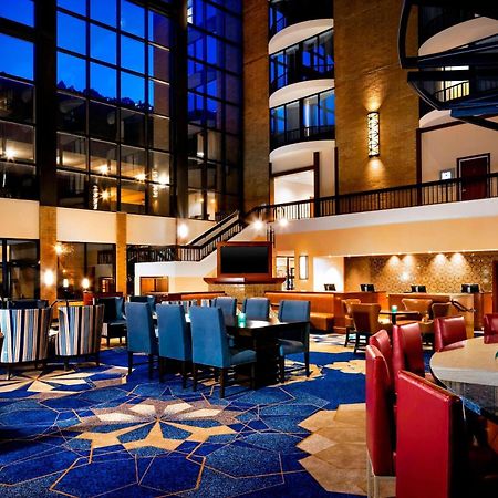 Sheraton Pittsburgh Hotel At Station Square Экстерьер фото