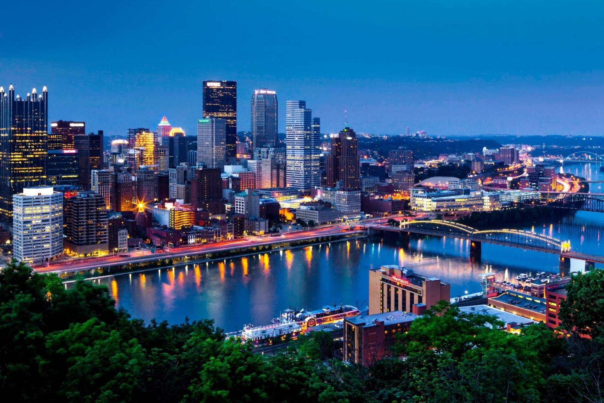 Sheraton Pittsburgh Hotel At Station Square Экстерьер фото